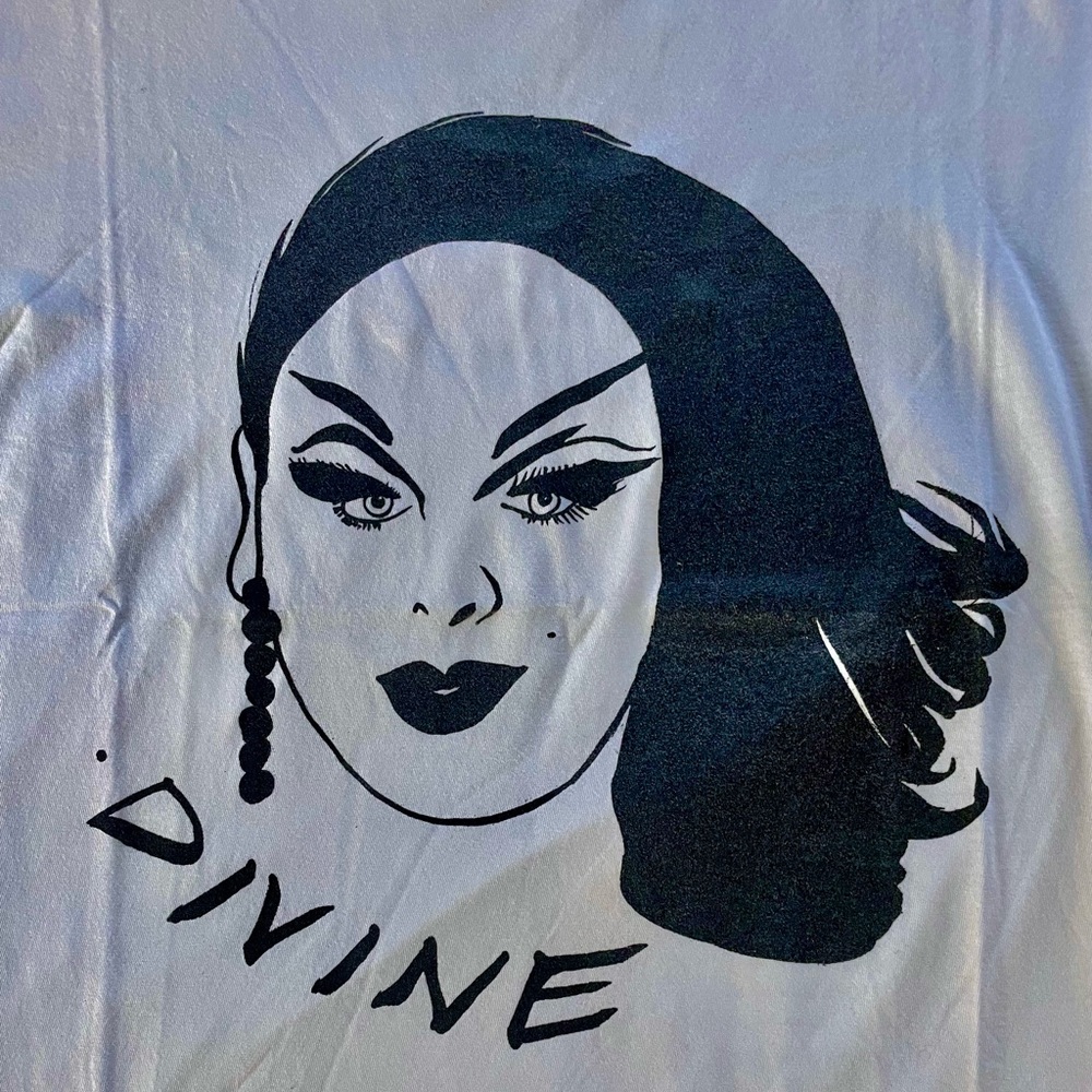 Divine Graphic White T-Shirt Deerdana Sm Legendary Drag Queen Queer Icon